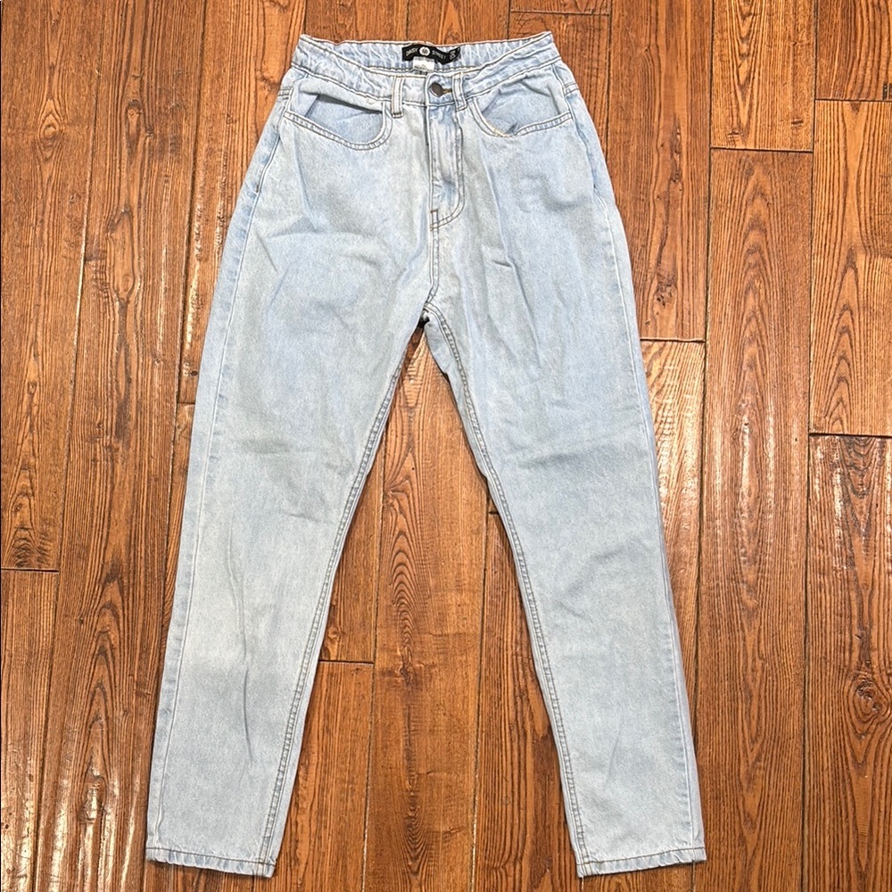 High Rise Blue Jeans with Vintage Cut